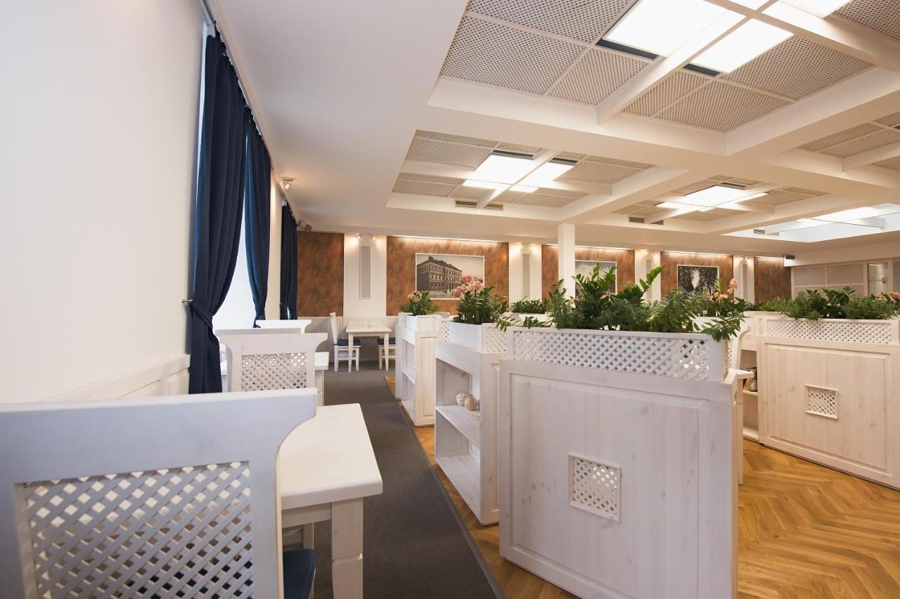 Hotel Slavia Svitavy Exterior photo